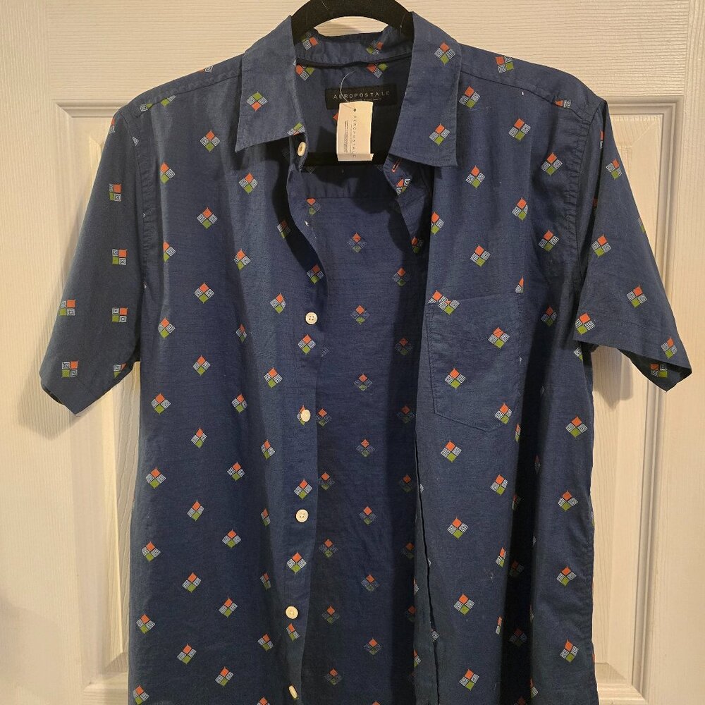 Aeropostale Men's Size Small Blue SS Lightweight Cotton Button Front Shirt